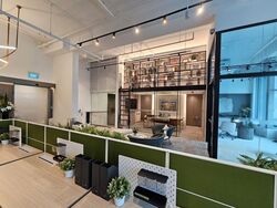 Arc 380 (D8), Office #517390081